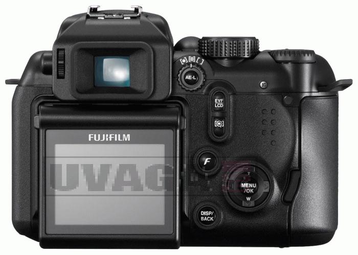   Fujifilm FinePix S9600